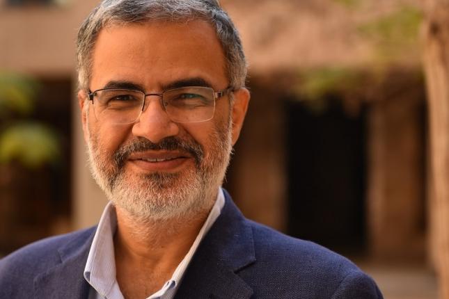 Profile picture of Moustafa Youssef smiling and looking at the camera