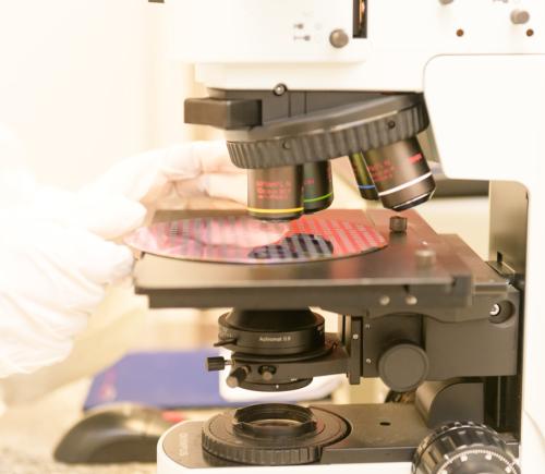 Microscope in SSE lab